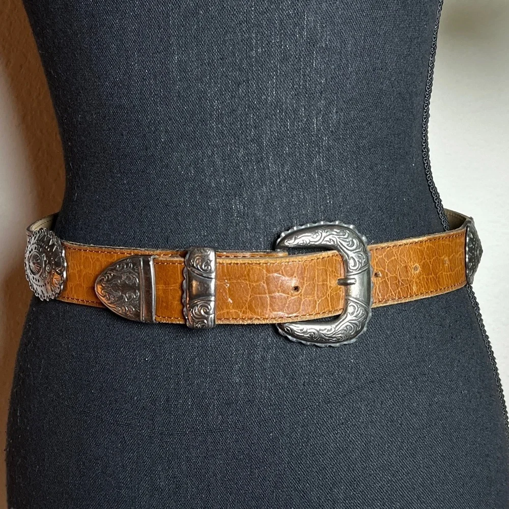Women’s Western Silver Antique Tone Concho Reptile Embossed Brown Belt 30